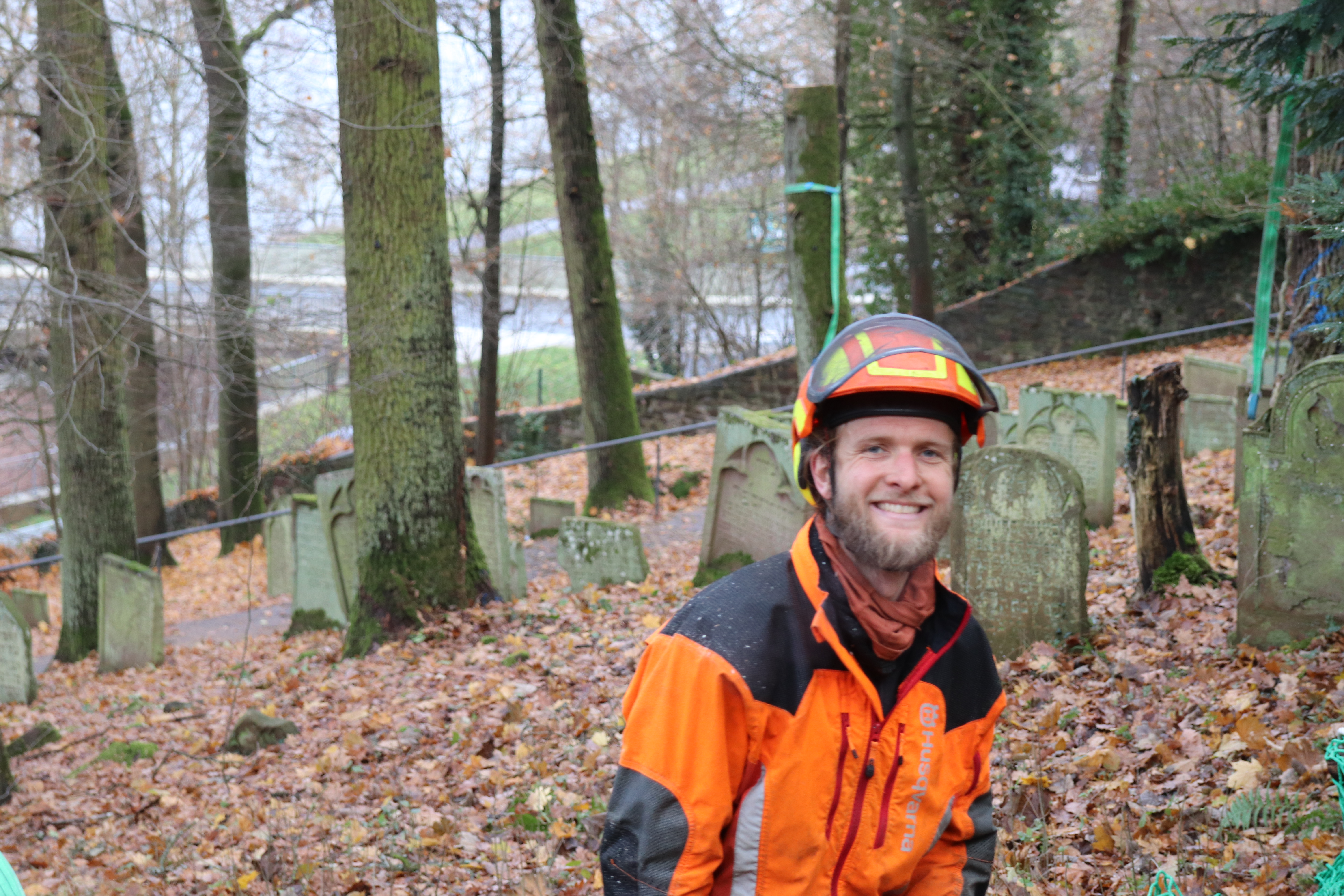 Freude an der Arbeit mit den Bäumen